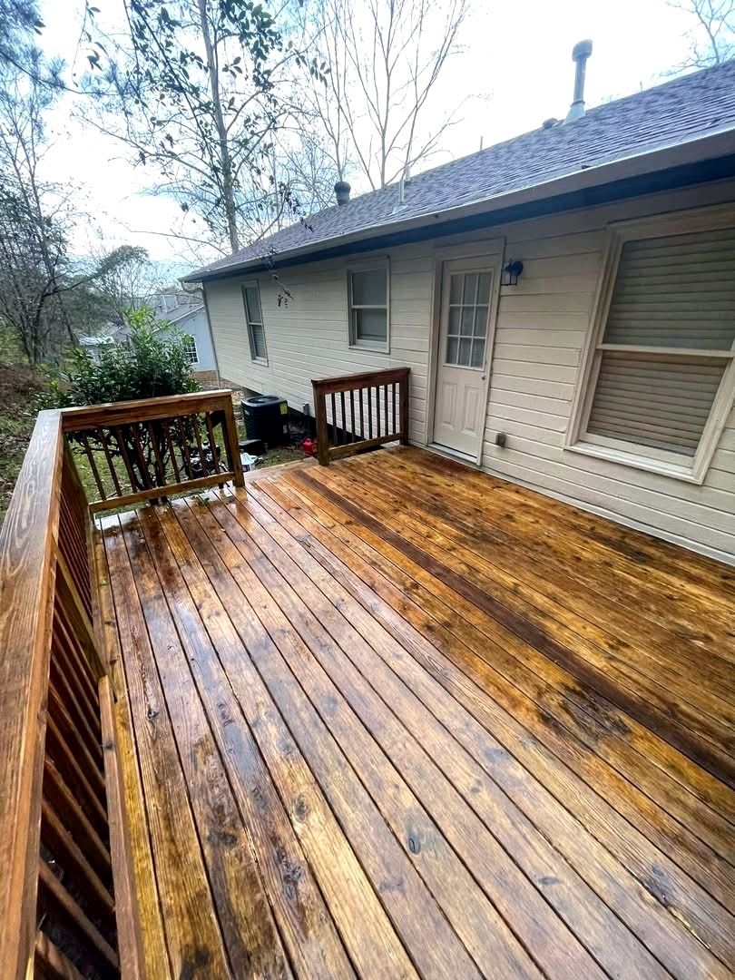 Deck after cleaning