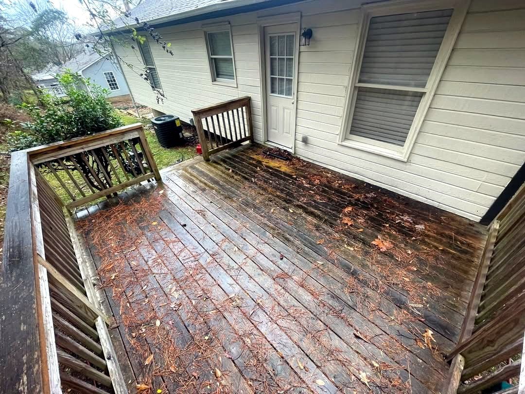 Deck before cleaning